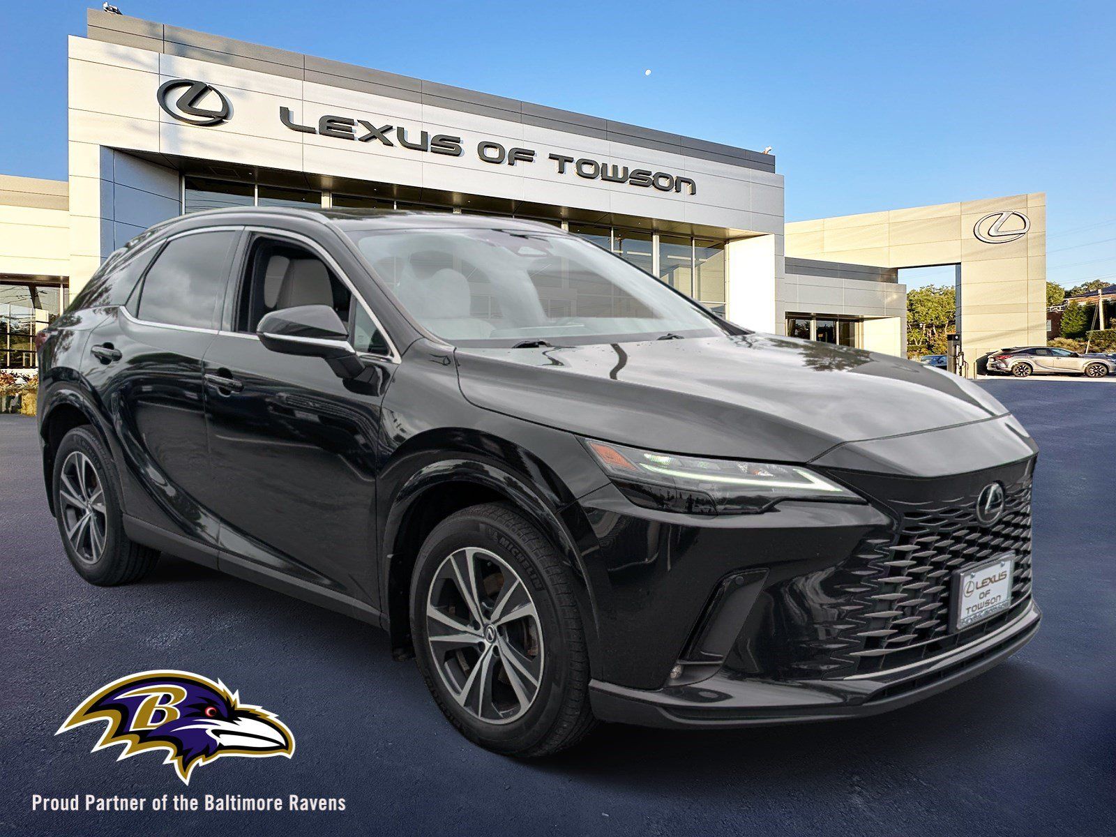 Used 2023 Lexus RX 350 Premium w/ Accessory Package AWD/4WD image 1