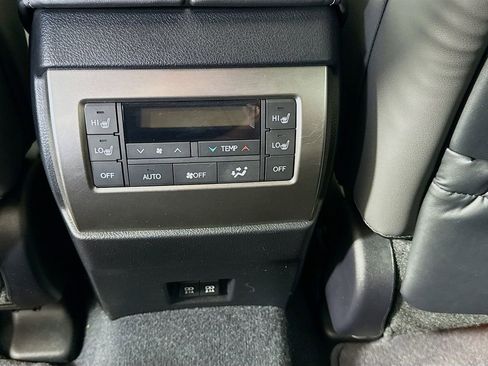 Certified 2023 Lexus GX 460 Premium w/ Premium Package AWD/4WD image 26