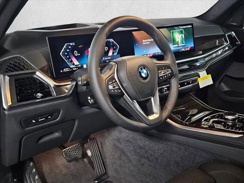New 2026 BMW X5 xDrive50e w/ Climate Comfort Package image 3