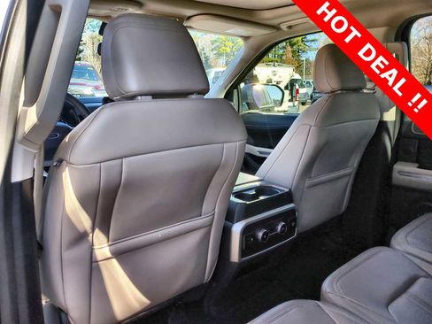 Used 2023 Ford Expedition Max Limited image 18