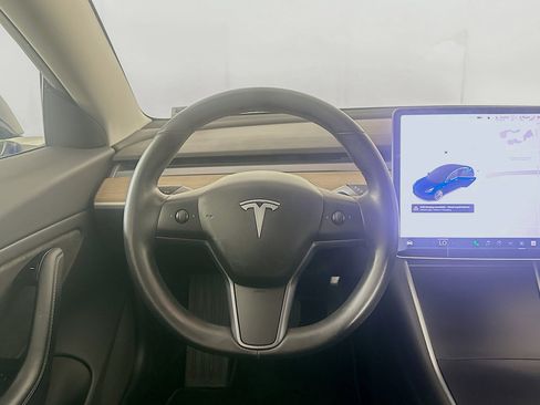 Used 2018 Tesla Model 3 Long Range image 16