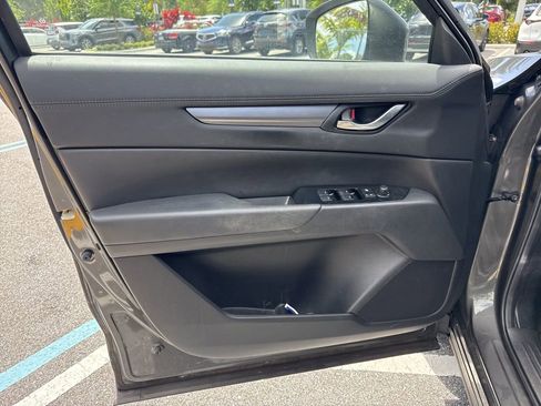 Used 2018 MAZDA CX-5 Touring image 17