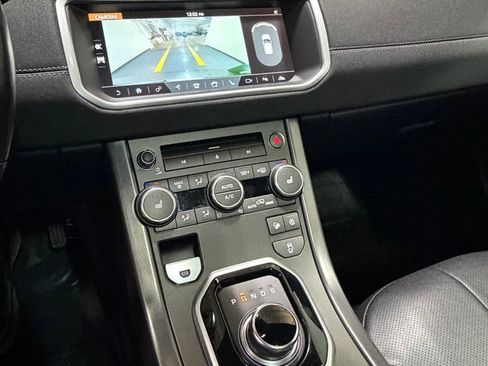 Used 2018 Land Rover Range Rover Evoque SE Premium AWD/4WD image 13