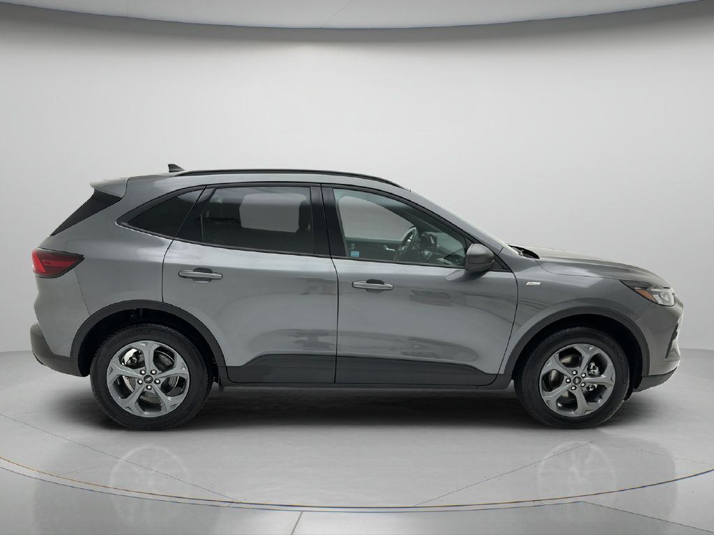 Used 2025 Ford Escape ST-Line AWD/4WD image 6