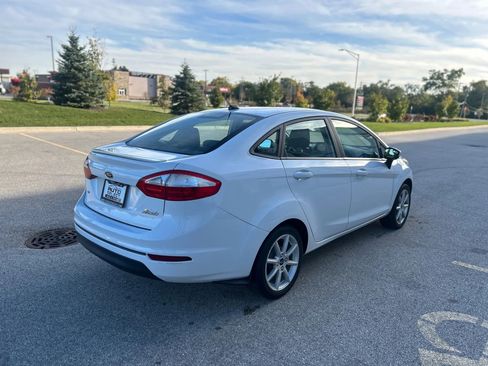 Used 2019 Ford Fiesta SE w/ Equipment Group 201A image 5