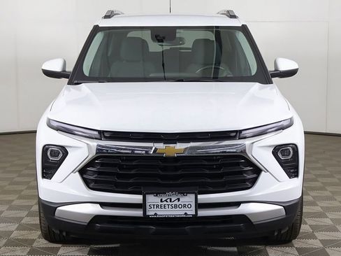 Used 2024 Chevrolet TrailBlazer LT w/ Convenience Package FWD image 10