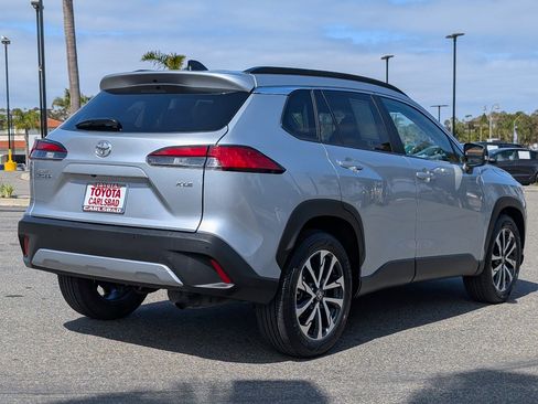 Used 2025 Toyota Corolla Cross XLE FWD image 13
