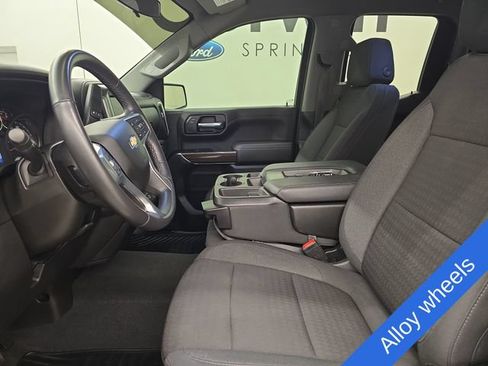 Used 2022 Chevrolet Silverado 1500 LT AWD/4WD image 20