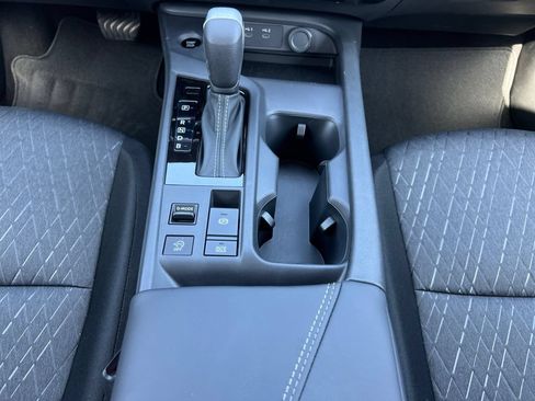 New 2027 Nissan Sentra SV FWD image 12