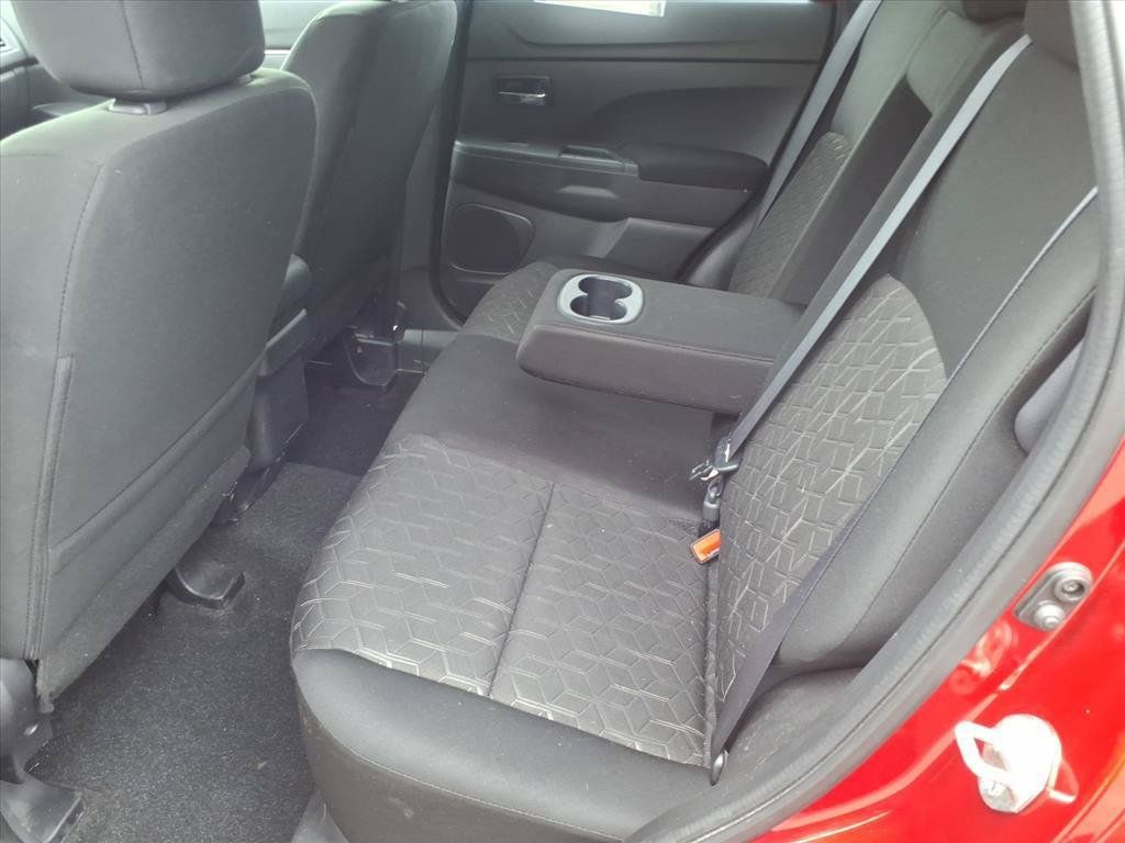 Used 2024 Mitsubishi Outlander Sport SE AWD/4WD image 13