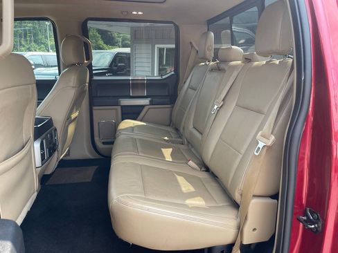 Used 2017 Ford F150 Lariat w/ Equipment Group 502A Luxury AWD/4WD image 26
