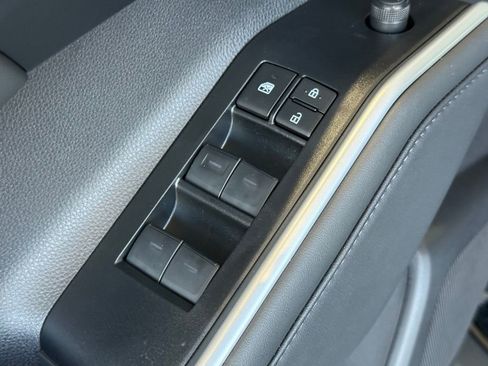 New 2026 Toyota Highlander XLE image 15