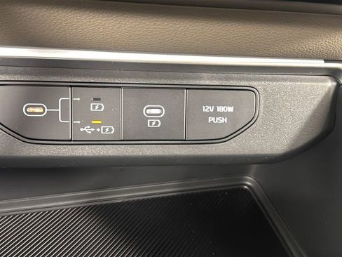 New 2026 Kia Carnival image 28