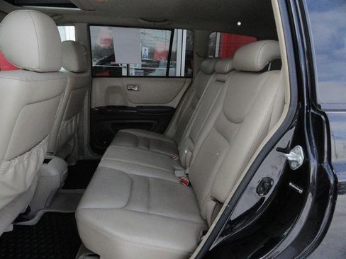 Used 2003 Toyota Highlander image 9