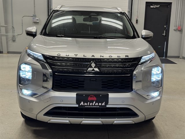 Used 2022 Mitsubishi Outlander SEL AWD/4WD image 2