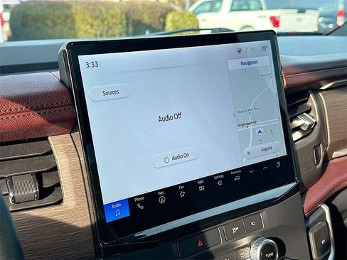 Used 2022 Ford Expedition Max Limited image 13