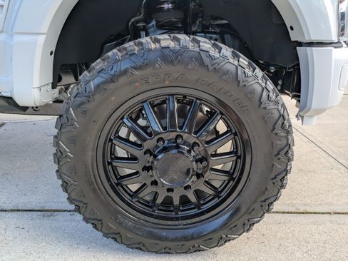 Used 2026 Ford F450 Lariat AWD/4WD image 11