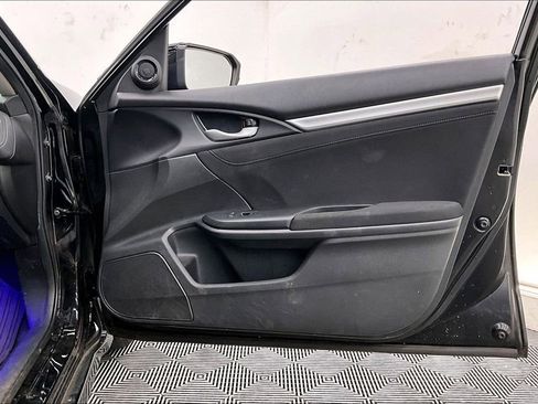 Used 2020 Honda Civic EX image 25