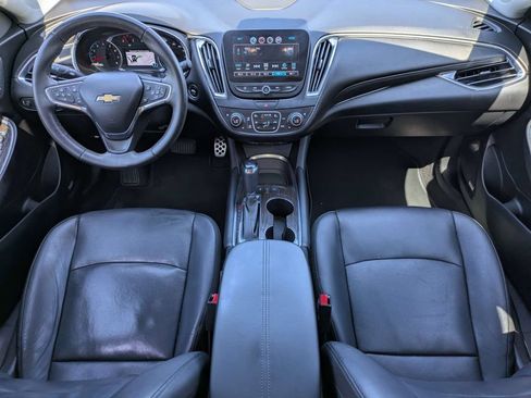 Used 2017 Chevrolet Malibu Premier w/ Premier Sun and Wheel Package FWD image 14
