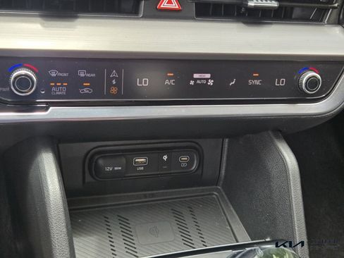Certified 2024 Kia Sportage EX FWD image 24