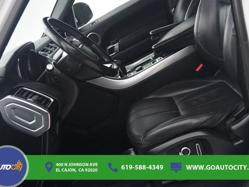 Used 2017 Land Rover Range Rover Sport HSE AWD/4WD image 9