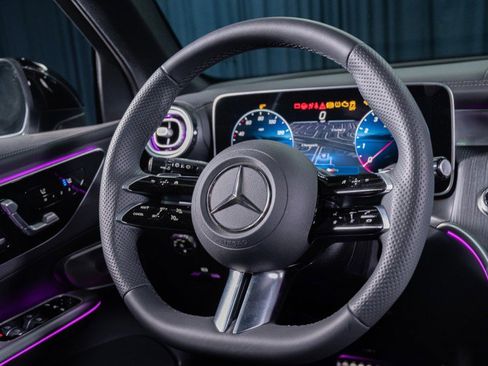 New 2025 Mercedes-Benz GLC 300 image 15