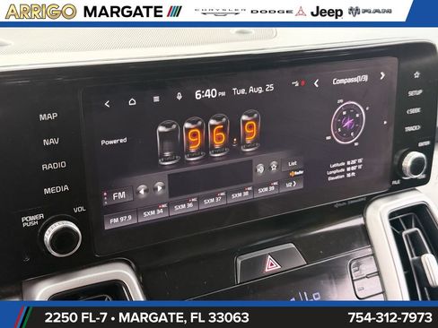 Used 2022 Kia Sorento S FWD image 25