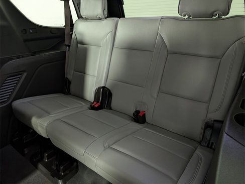 Used 2023 GMC Yukon SLT image 29