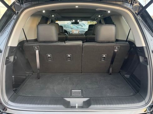 Certified 2024 Honda Pilot Touring image 19