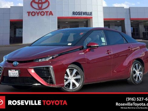 Used 2018 Toyota Mirai FWD image 1
