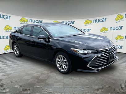 Used 2022 Toyota Avalon XLE w/ Moonroof Package