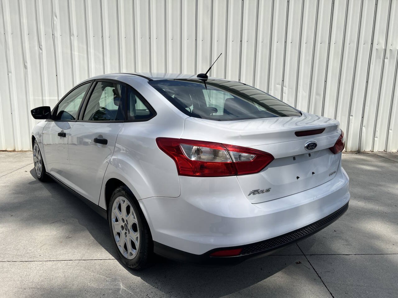 Used 2014 Ford Focus S FWD image 5