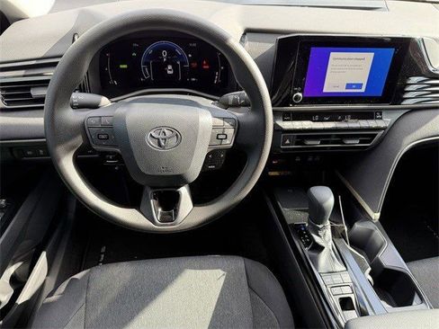 New 2026 Toyota Camry LE image 7