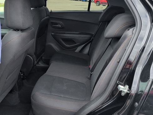 Used 2019 Chevrolet Trax LS w/ Tint and Cruise Package image 13