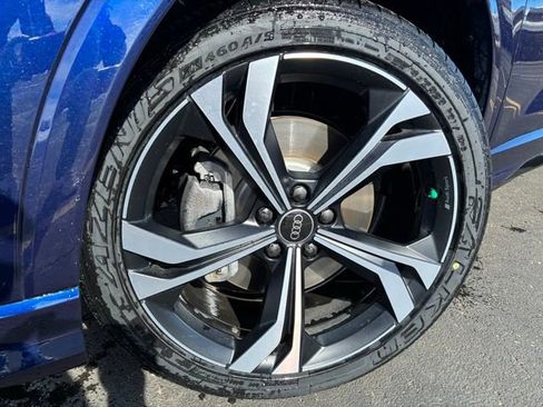 Used 2024 Audi Q3 2.0T Premium Plus w/ Premium Plus Package image 10