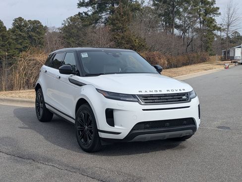 New 2026 Land Rover Range Rover Evoque S image 3