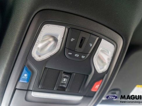 Used 2022 RAM 1500 Big Horn AWD/4WD image 34