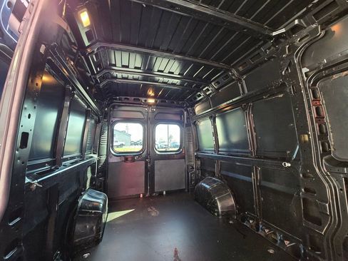 Used 2023 RAM ProMaster 2500 FWD image 25