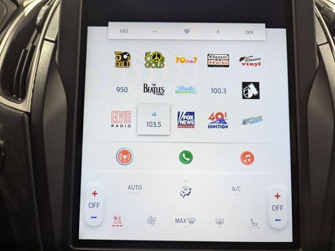 Used 2024 Ford Edge SEL w/ Convenience Package image 20