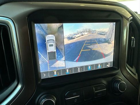 Used 2019 Chevrolet Silverado 1500 High Country w/ Technology Package image 27