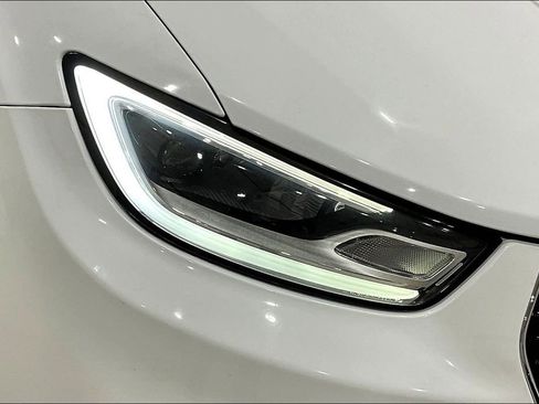 Used 2022 Chrysler Pacifica Limited image 29