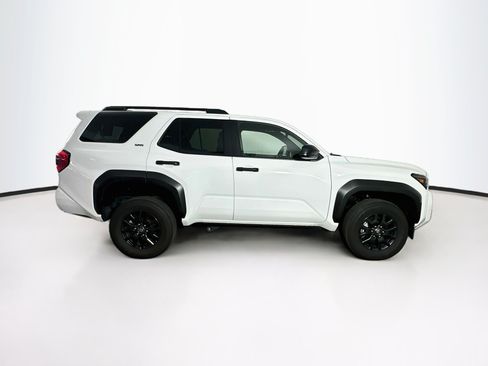 Used 2026 Toyota 4Runner SR5 AWD/4WD image 10