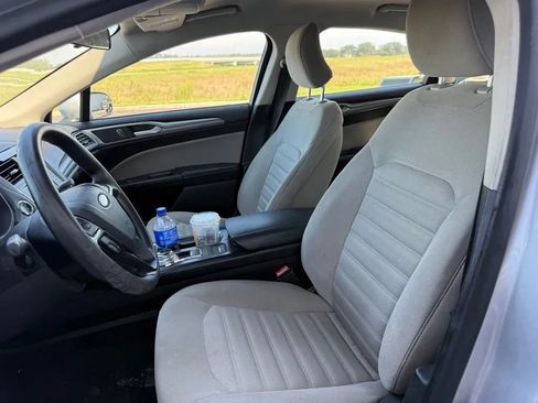 Used 2017 Ford Fusion S FWD image 14