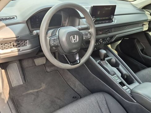 Used 2025 Honda Accord LX image 15
