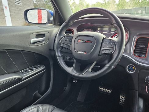 Used 2019 Dodge Charger Scat Pack w/ Harman/Kardon Audio Group image 9