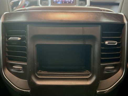 Used 2024 RAM 1500 Big Horn AWD/4WD image 17