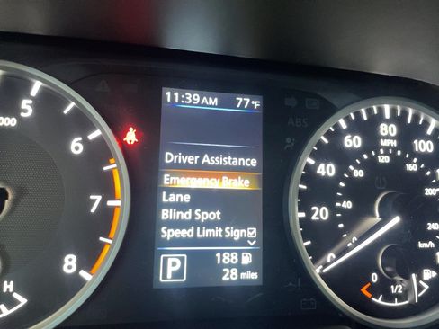 Certified 2025 Nissan Sentra S FWD image 10