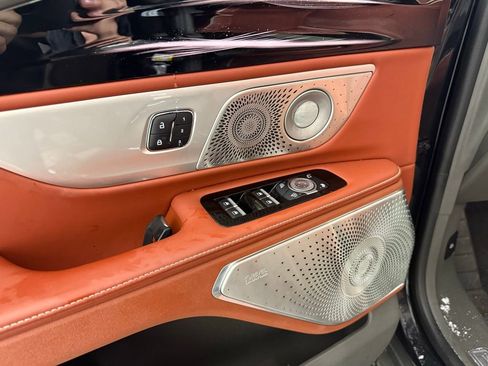 New 2024 Lincoln Nautilus Black Label w/ Jet Appearance Package (87T) image 13