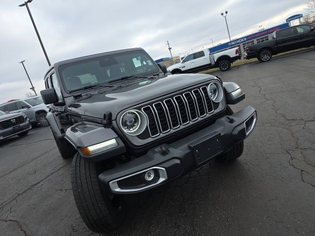 Used 2025 Jeep Wrangler Unlimited Sahara w/ Safety Group AWD/4WD image 9