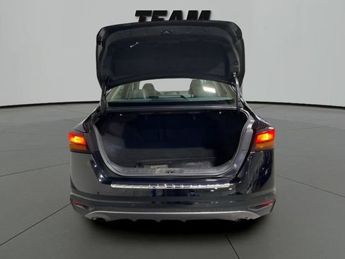 Used 2022 Nissan Altima 2.5 SR w/ Midnight Edition Package AWD/4WD image 6